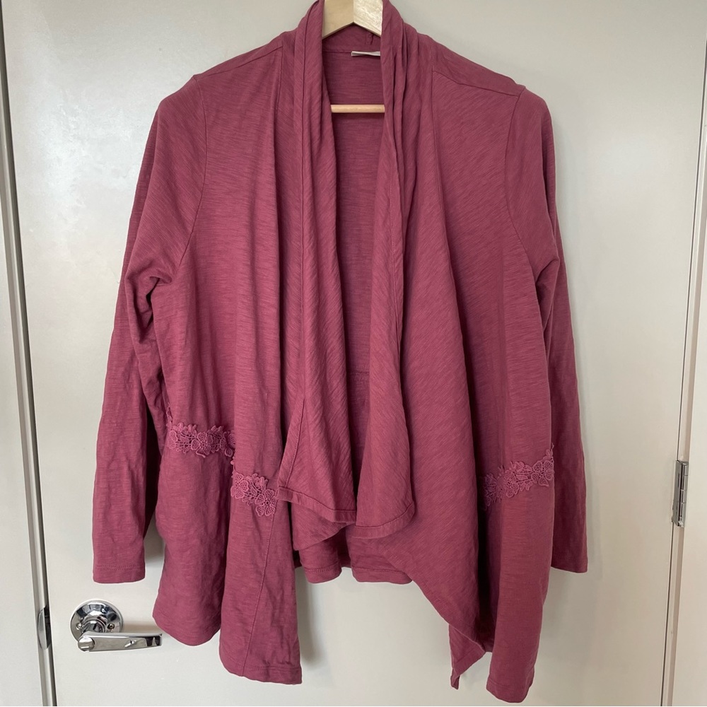 Logo by Lori Goldstein Pink Duster Cardigan Size 2X Floral Crochet Detail Boho